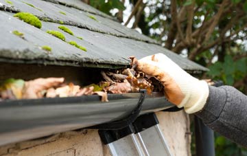 gutter cleaning Cemmaes, Powys
